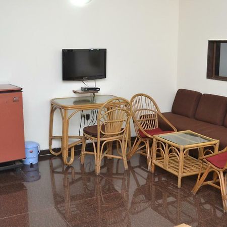 The Cottage Βομβάη Εξωτερικό φωτογραφία