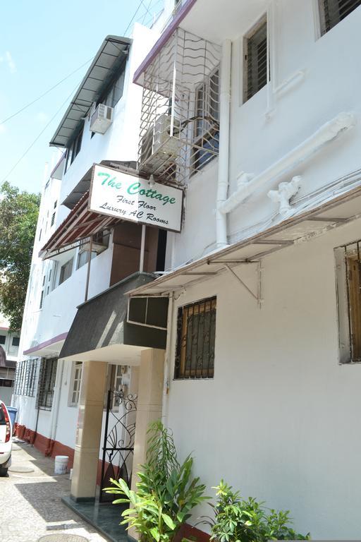 The Cottage Βομβάη Εξωτερικό φωτογραφία