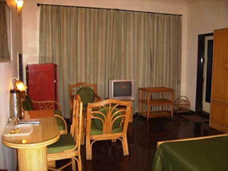 The Cottage Βομβάη Εξωτερικό φωτογραφία