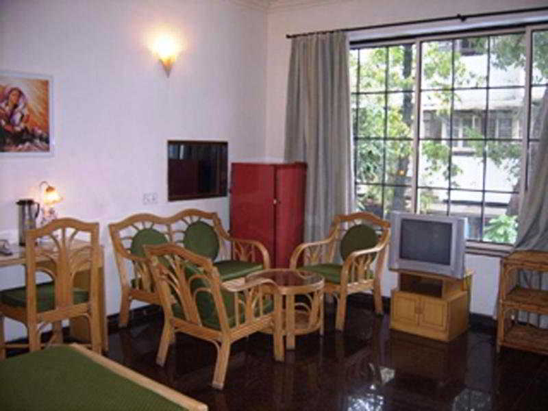 The Cottage Βομβάη Εξωτερικό φωτογραφία